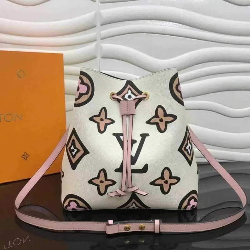 Seasonal Clearance Bags For Summer LOV2 Bags - Luxurious Bags 2559 Fashionable Bags At Must-Have Prices Seasonal Clearance Bags For Summer LOV2 Bags - Luxurious Bags 2559 Fashionable Bags At Must-Have Prices