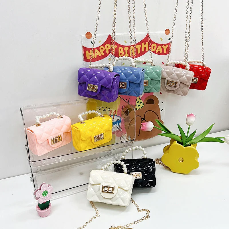 Find Your Unique Flair Wholesale PU Children's Pearl Pearl Hand-held Single Shoulder Crossbody Chain Bag JDC-SD-QiSheng006 Trendy Purses, Limited Offer Find Your Unique Flair Wholesale PU Children's Pearl Pearl Hand-held Single Shoulder Crossbody Chain Bag JDC-SD-QiSheng006 Trendy Purses, Limited Offer