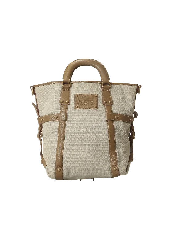 Hot Items LIMITED EDITION TRIANON POIDS PLUME Fashionable Handbags At Must-Have Prices Hot Items LIMITED EDITION TRIANON POIDS PLUME Fashionable Handbags At Must-Have Prices