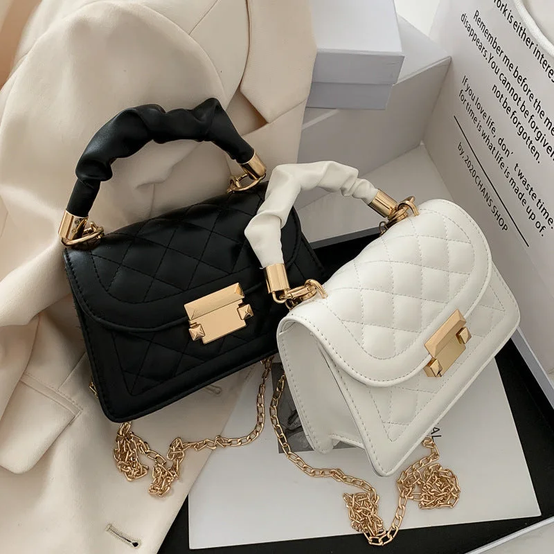 You'll Love Us Because Wholesale PU Chain Crossbody Net Celebrity Handbag Small Square Bag JDC-SD-QiSheng012 Designer-Inspired Bags, Best Prices You'll Love Us Because Wholesale PU Chain Crossbody Net Celebrity Handbag Small Square Bag JDC-SD-QiSheng012 Designer-Inspired Bags, Best Prices