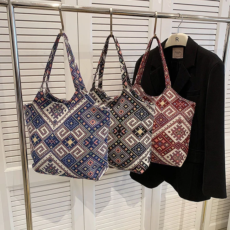 Elegant Bags For Formal Events And Luxury Occasions Wholesale Ethnic Style Canvas Shoulder Bag Trendy Backpacks With Big Discounts Elegant Bags For Formal Events And Luxury Occasions Wholesale Ethnic Style Canvas Shoulder Bag Trendy Backpacks With Big Discounts