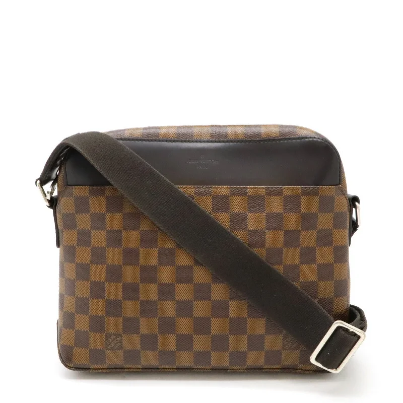 Find Your Unique Flair Louis Vuitton Damier Jake Messenger Bag N41568 Trendy Handbags At Limited-Time Discounts Find Your Unique Flair Louis Vuitton Damier Jake Messenger Bag N41568 Trendy Handbags At Limited-Time Discounts