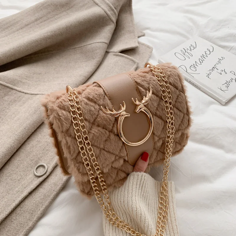 Final Sale Wholesale Plush Chain Shoulder Bag JDC-SD-QiSheng007 Affordable Elegance, Grab Yours Now Final Sale Wholesale Plush Chain Shoulder Bag JDC-SD-QiSheng007 Affordable Elegance, Grab Yours Now