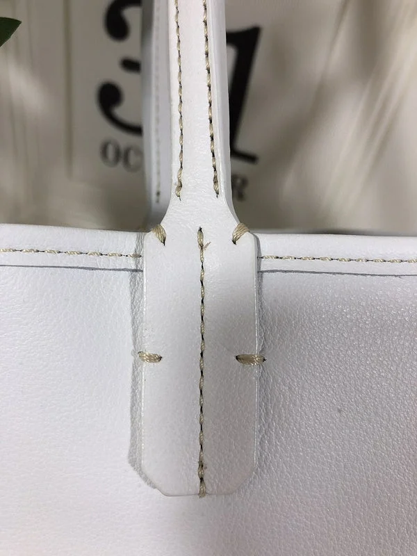 Minimalist Bags For Clean And Modern Aesthetics Lawi - GYO Bags - 291 Luxury Handbags At Budget-Friendly Rates Minimalist Bags For Clean And Modern Aesthetics Lawi - GYO Bags - 291 Luxury Handbags At Budget-Friendly Rates