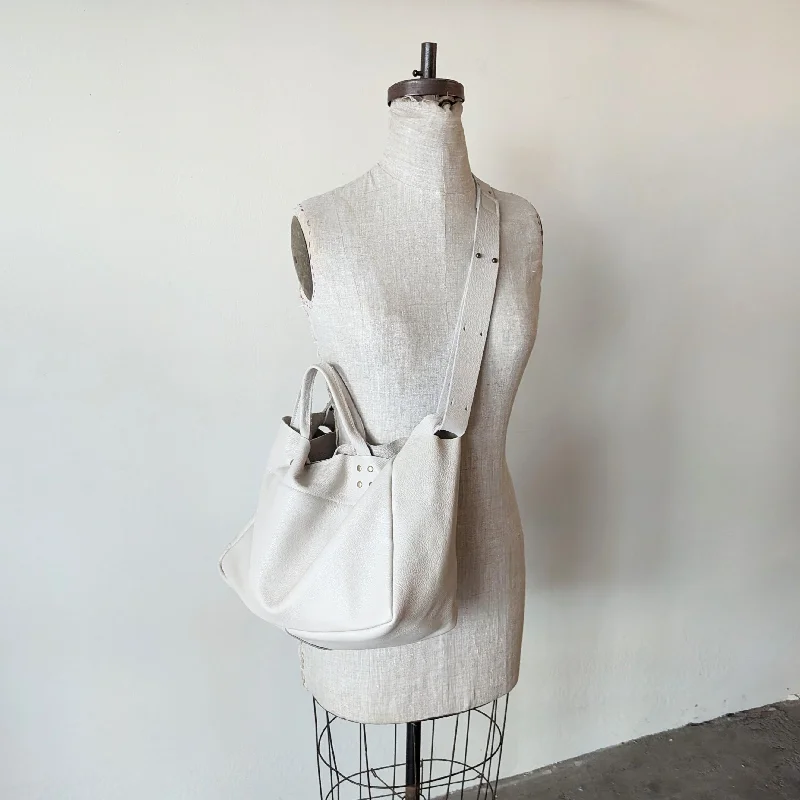 Fast Fashion Favorites Soft Cabas Tote with Removable Strap - Oyster Chic Shoulder Bags At Promotional Rates Fast Fashion Favorites Soft Cabas Tote with Removable Strap - Oyster Chic Shoulder Bags At Promotional Rates