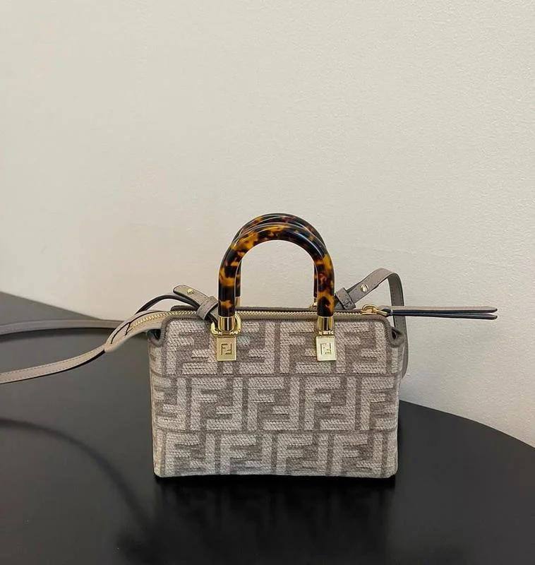 Casual Fashion FDI Bags - Luxurious Bags  080 Trendy Totes, Shop & Save