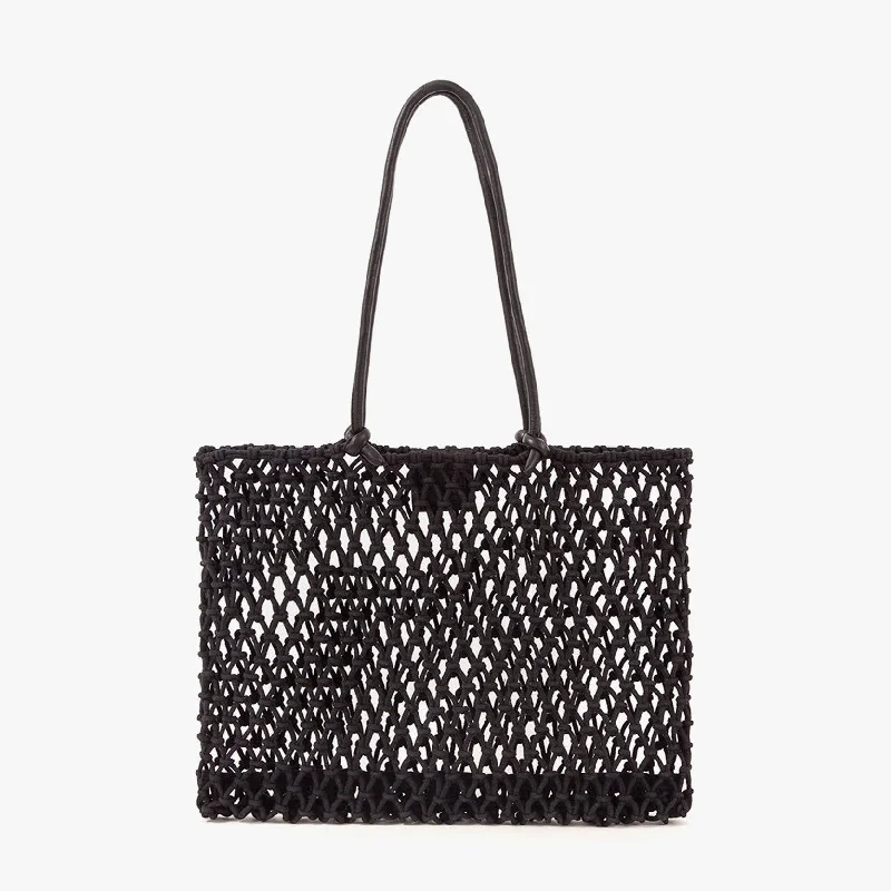 Sandy Beach Tote (Black) Must-Have Bags With Big Savings