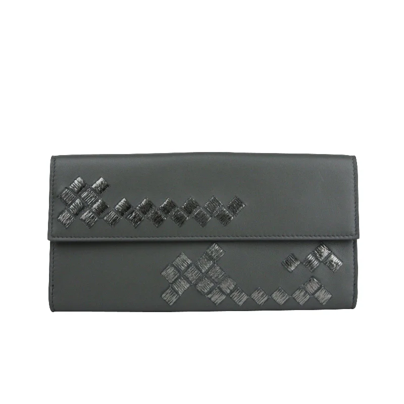 Bottega Veneta Women's Intercciaco Dark Gray Leather Long Wallet 134075 8495 Shop Stylish Bags At Unbeatable Prices Bottega Veneta Women's Intercciaco Dark Gray Leather Long Wallet 134075 8495 Shop Stylish Bags At Unbeatable Prices