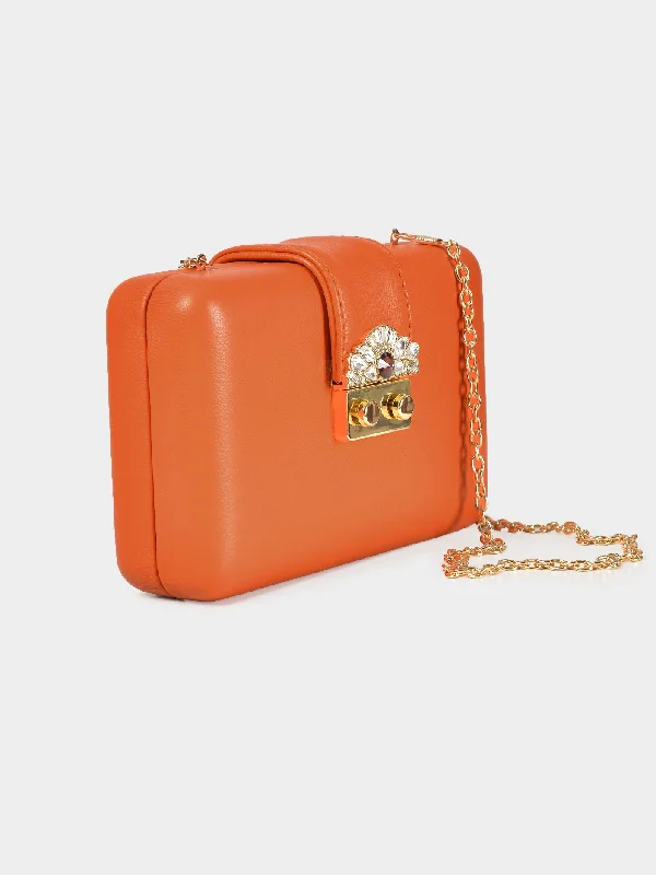 Diamante Hard Clutch Affordable Elegance, Grab Yours Now