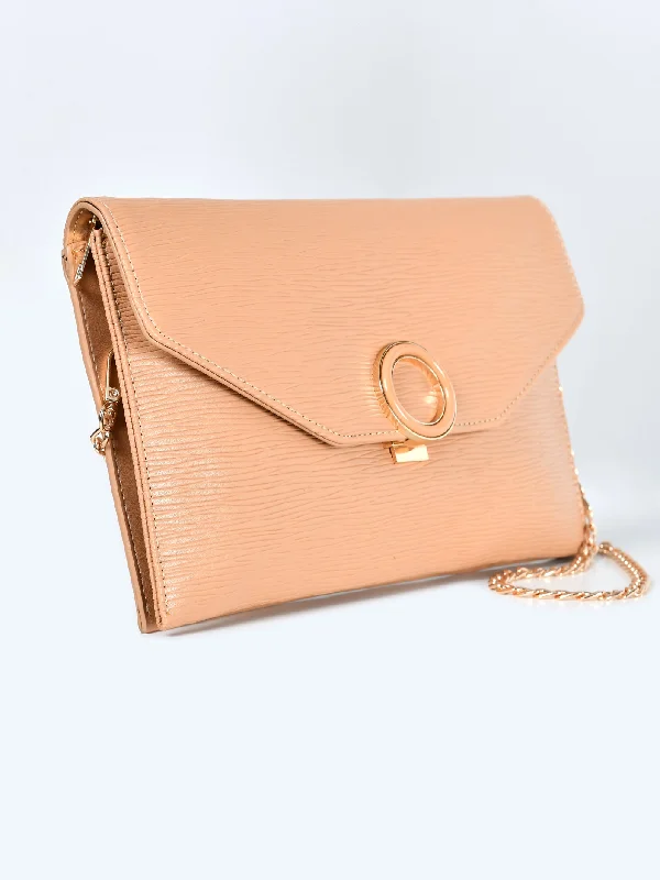 Textured Clutch Trendy And Classic Bags Now At Unbeatable Discounts