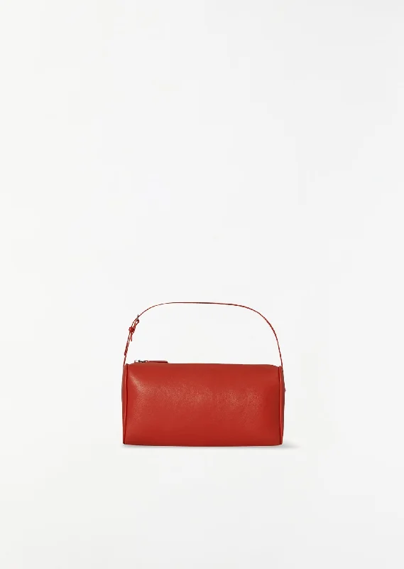 90's Bag — Red Huge Handbag Markdowns – Update Your Collection Now