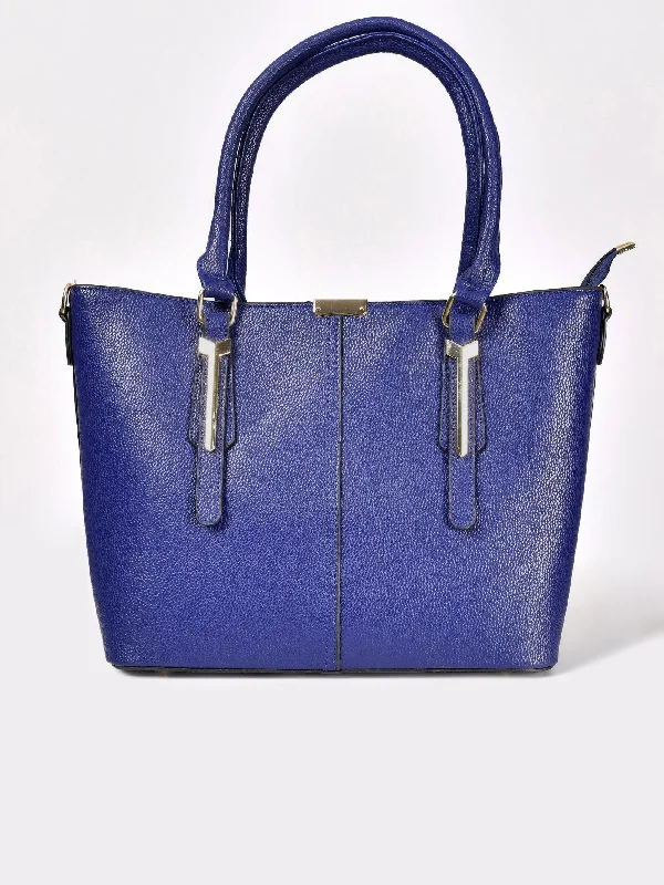 Detailed Shoulder Bag Must-Have Bags, Big Discounts