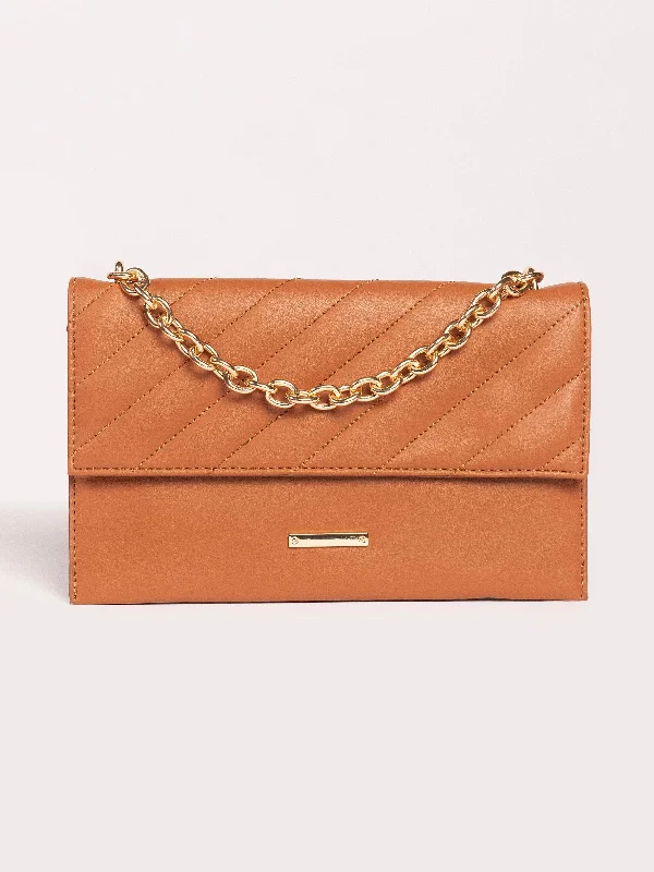 Puffed Clutch Bag Must-Have Bags With Big Savings