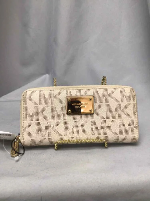 MICHAEL KORS Ladies BAG Timeless Handbags At Reduced Prices