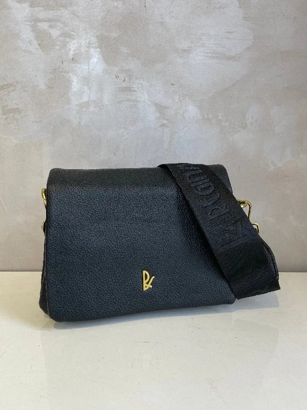 Purse Statement Bags With Exclusive Savings