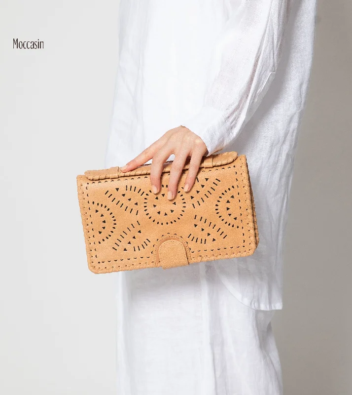 Mexicana Clutch Trendy Purses With Limited-Time Offers