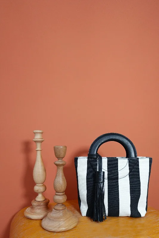 Stupidly Low Prices AW24  OBERKAMPF PETIT Tote Bag High-Fashion Handbags At Reduced Costs