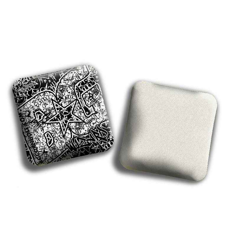 BLACK/WHITE