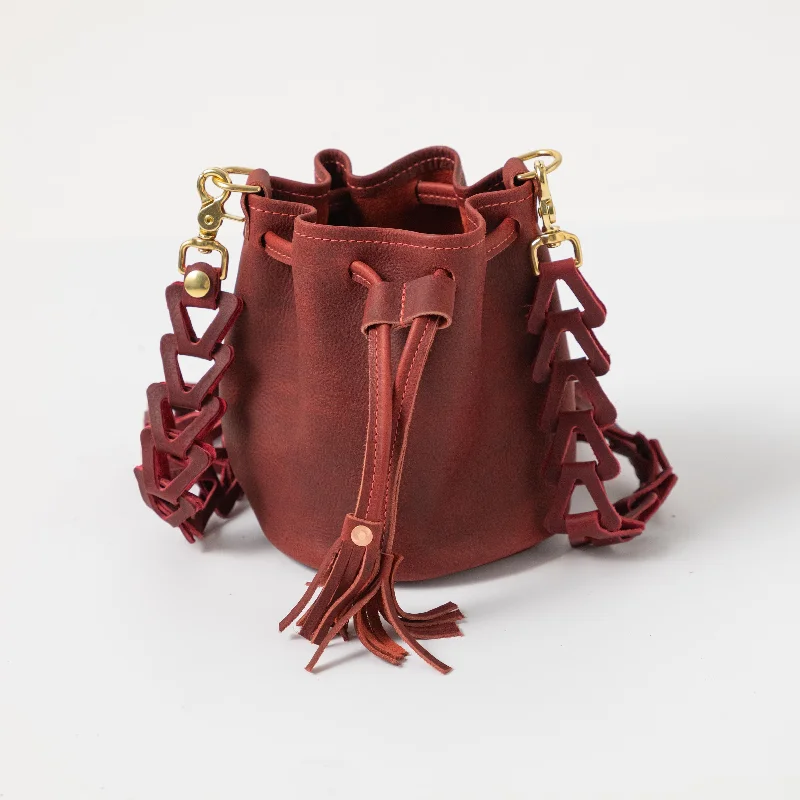 Red Kodiak Mini Bucket Bag Trendy And Classic Bags Now At Unbeatable Discounts