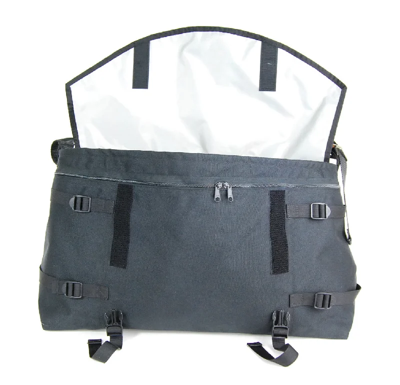 The Travel Bag Affordable Elegance, Grab Yours